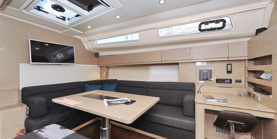 Hanse 508