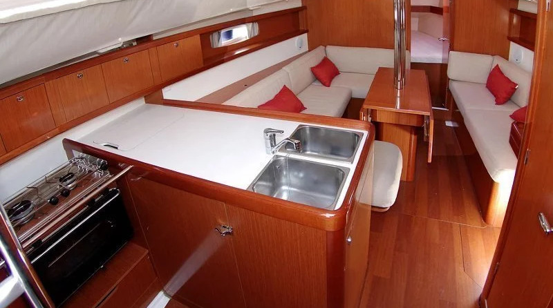 Beneteau Oceanis 34