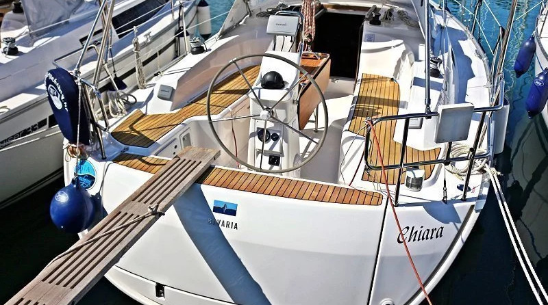 BAVARIA C 33