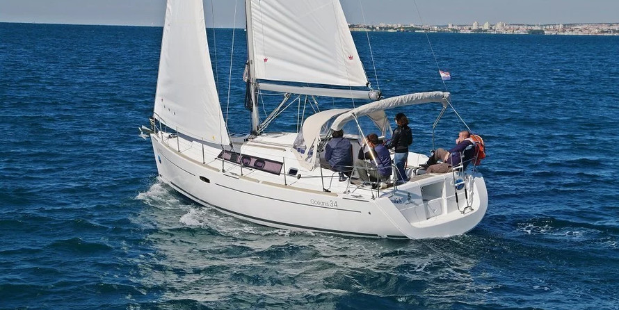 Beneteau Oceanis 34