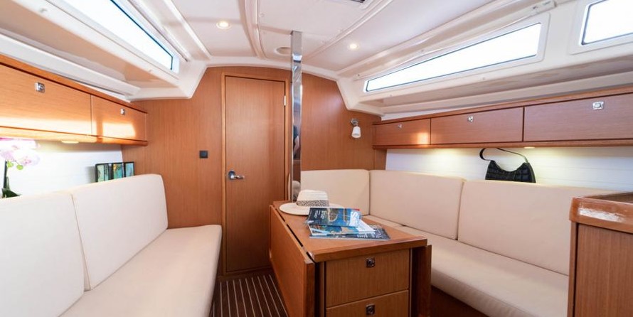 Bavaria 33 Cruiser