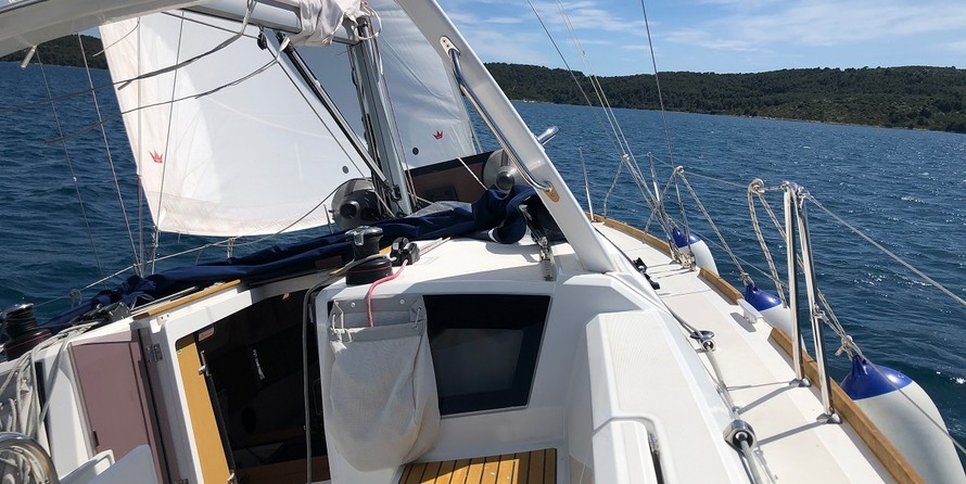Beneteau Oceanis 35.1