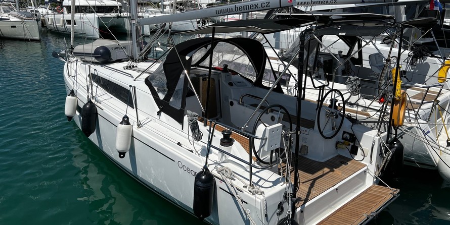 Beneteau Oceanis 30.1
