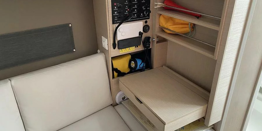 Beneteau Oceanis 30.1