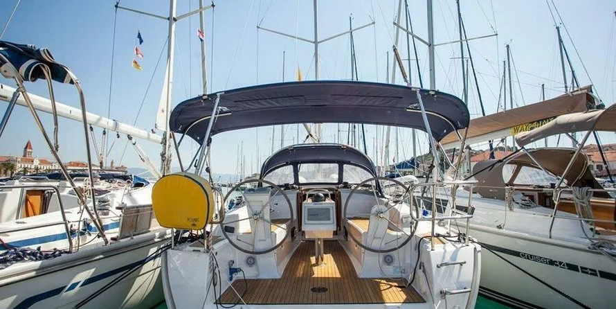 Bavaria CRUISER 34