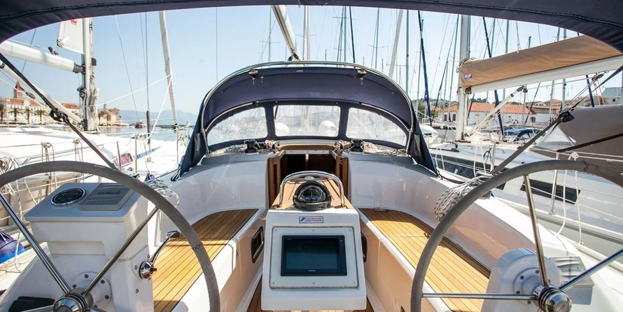 Bavaria CRUISER 34
