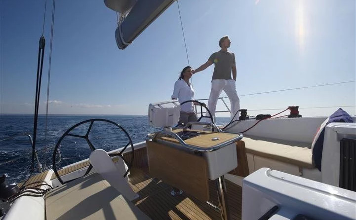 Hanse 415