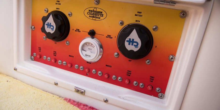 Cigarette 38 Top Gun