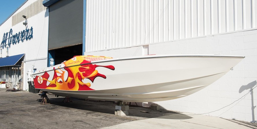 Cigarette 38 Top Gun