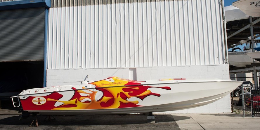 Cigarette 38 Top Gun