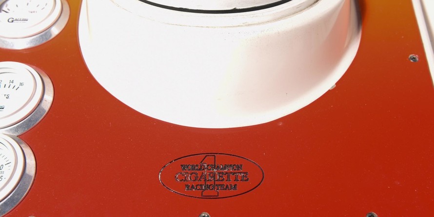 Cigarette 38 Top Gun