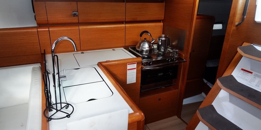 Jeanneau Sun Odyssey 389