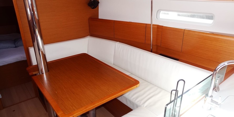 Jeanneau Sun Odyssey 389