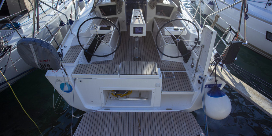 Dufour 360 Grand Large