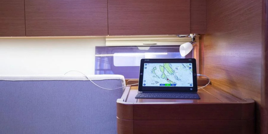 Dufour 360 GL - 3 cab.