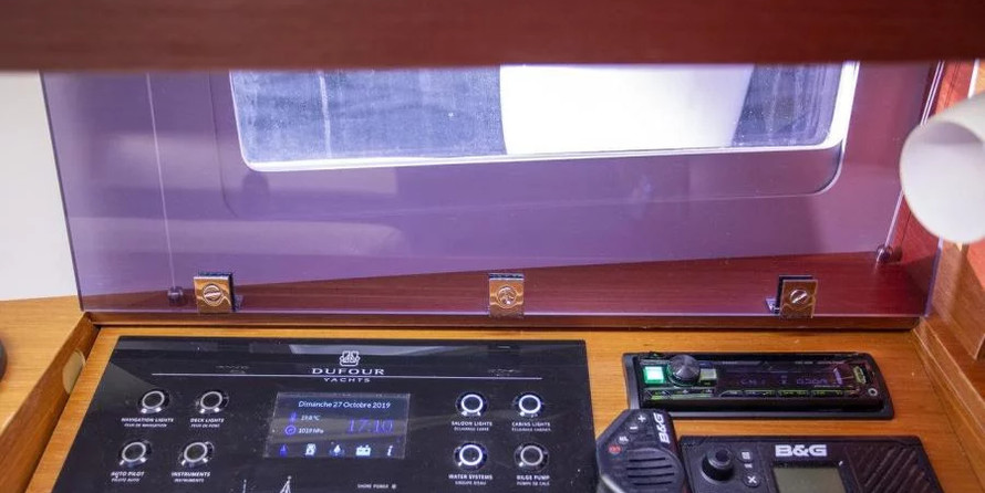 Dufour 360 GL - 3 cab.