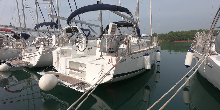 Beneteau Oceanis 35.1