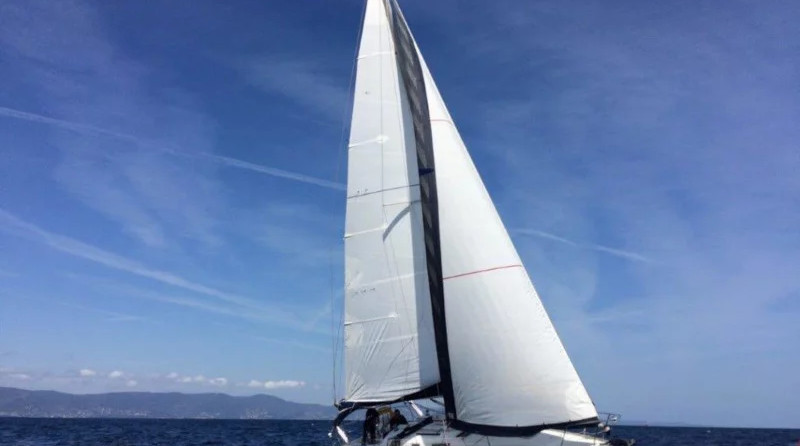 Beneteau Oceanis 323