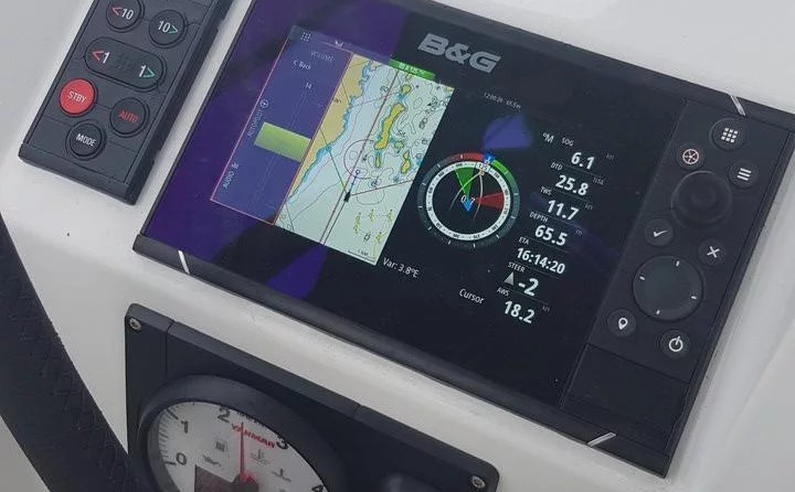 Beneteau Oceanis 38.1