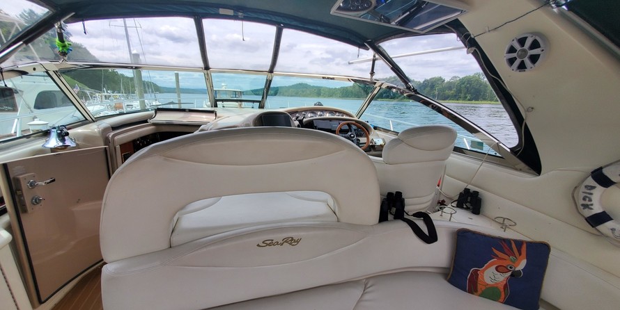 Sea Ray 410 Sundancer
