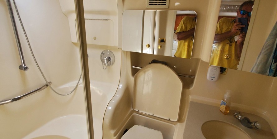 Sea Ray 410 Sundancer