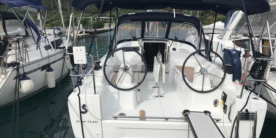 Beneteau Oceanis 30.1
