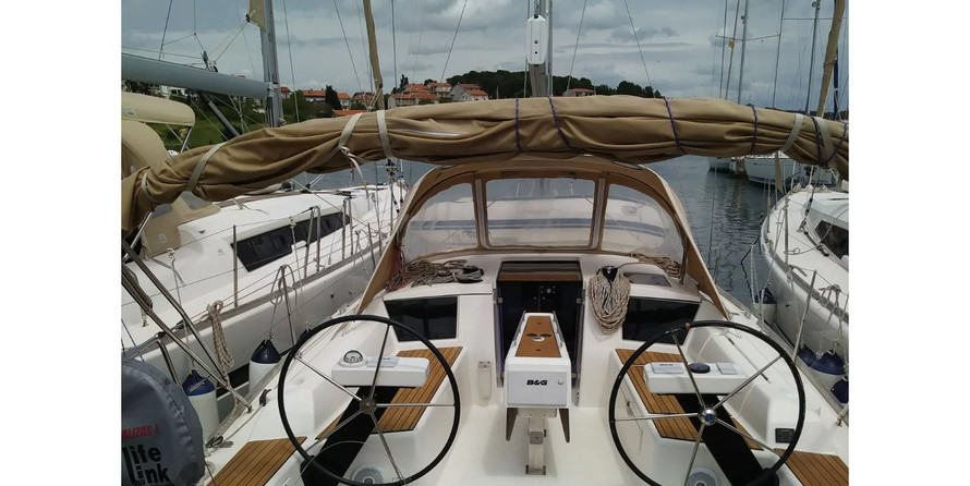 Dufour 360 Grand Large