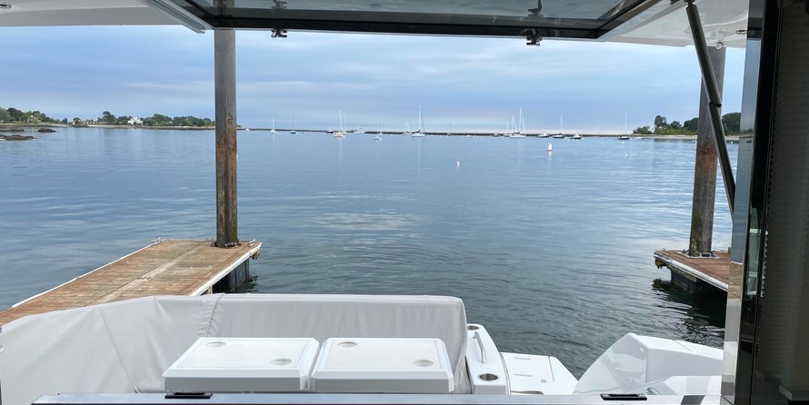 Cruisers Yachts 45 Cantius