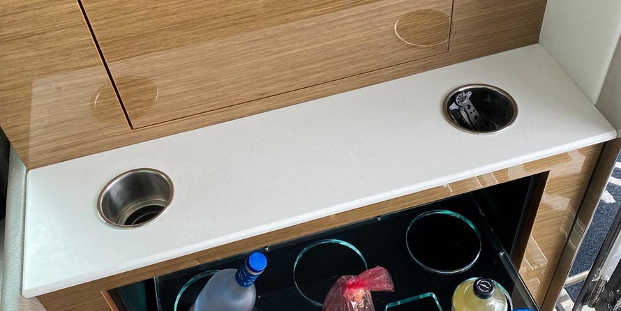 Cruisers Yachts 45 Cantius