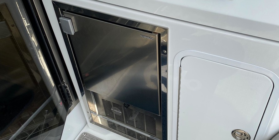 Cruisers Yachts 45 Cantius