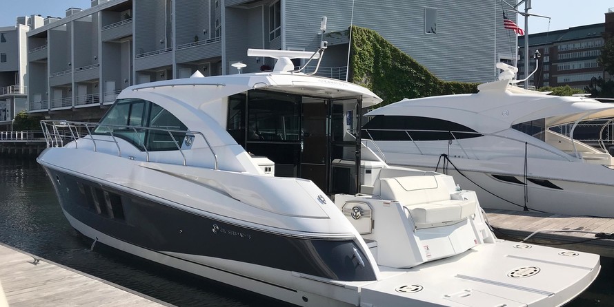 Cruisers Yachts 45 Cantius