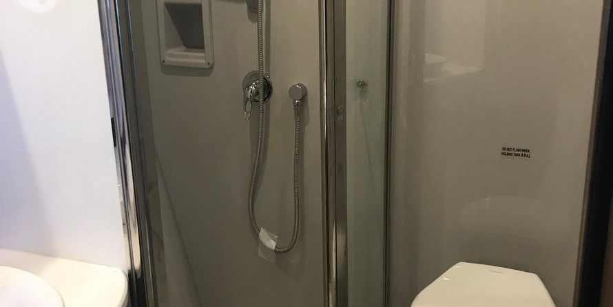 Cruisers Yachts 45 Cantius