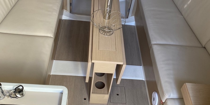 Beneteau Oceanis 30.1