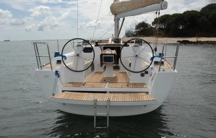 Dufour 335 GL