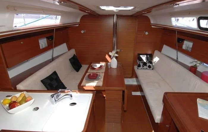 Dufour 335 GL