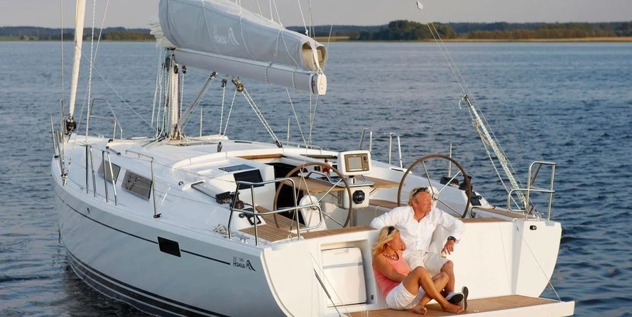 Hanse 385