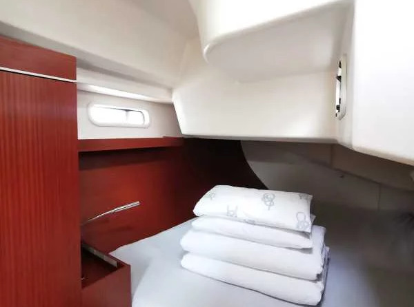 Hanse 415