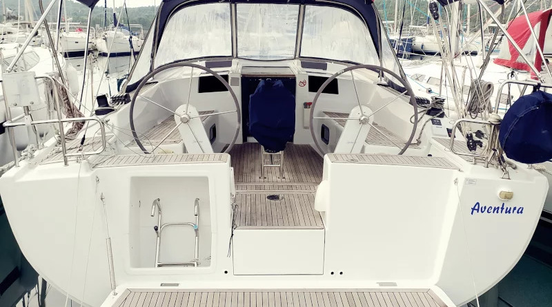 Hanse 415
