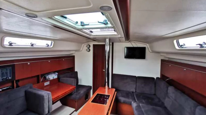 Hanse 415