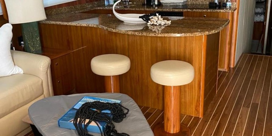 Viking 61 Convertible