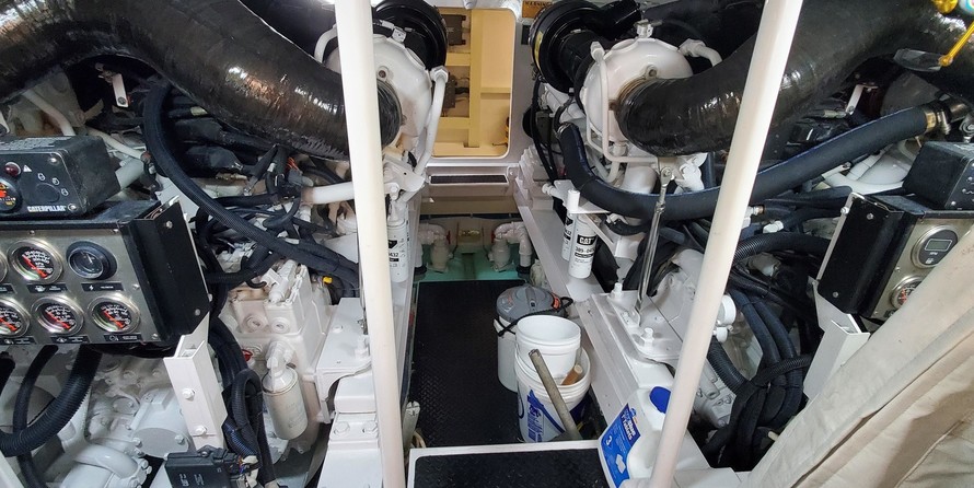 Viking 61 Convertible