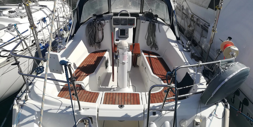 Beneteau Oceanis 323
