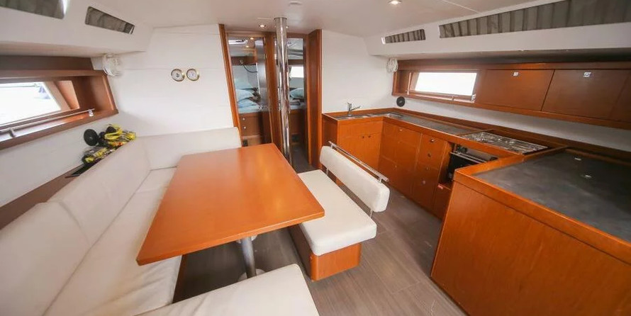 Oceanis 48-5