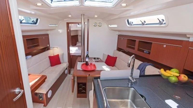 Hanse 345