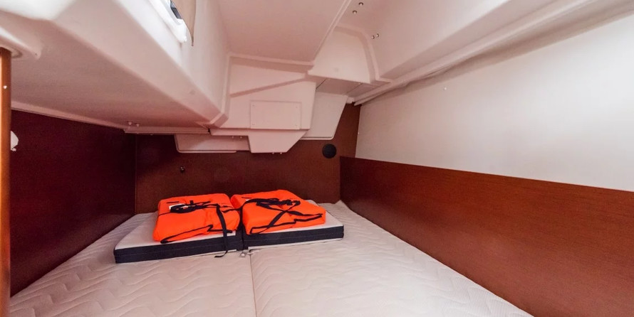 Beneteau Oceanis 35.1