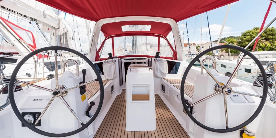 Beneteau Oceanis 35.1