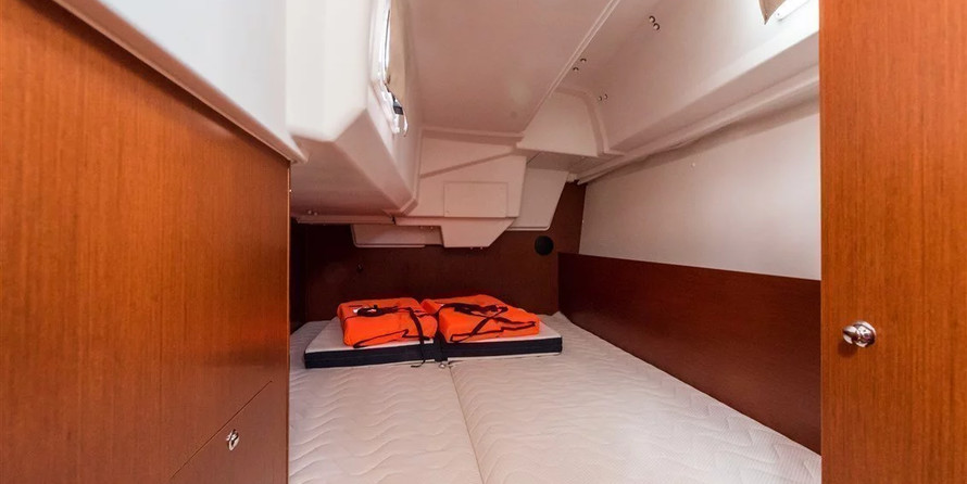 Beneteau Oceanis 35.1