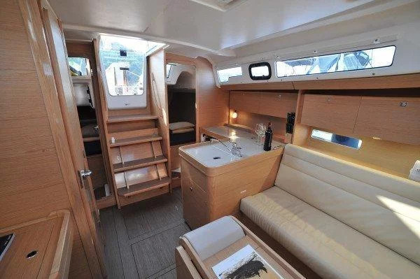 Dufour 350 Grand Large