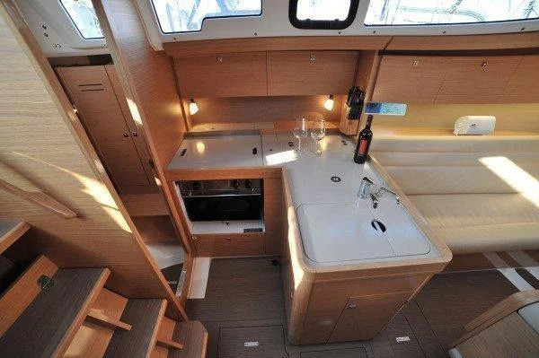 Dufour 350 Grand Large