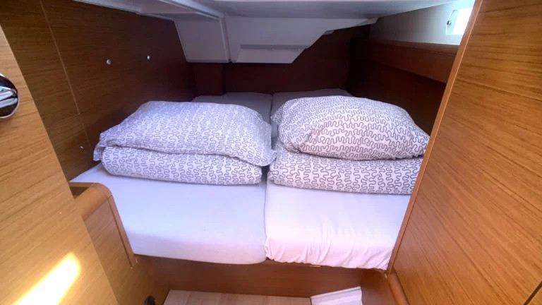 Jeanneau Sun Odyssey 389